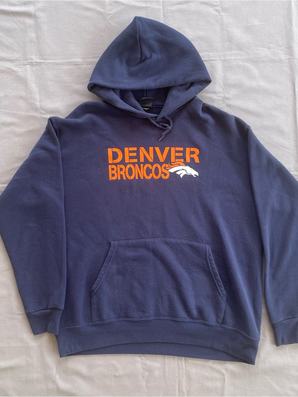 Denver Broncos Sweatshirt Large NFL Football Size Medium GUC
